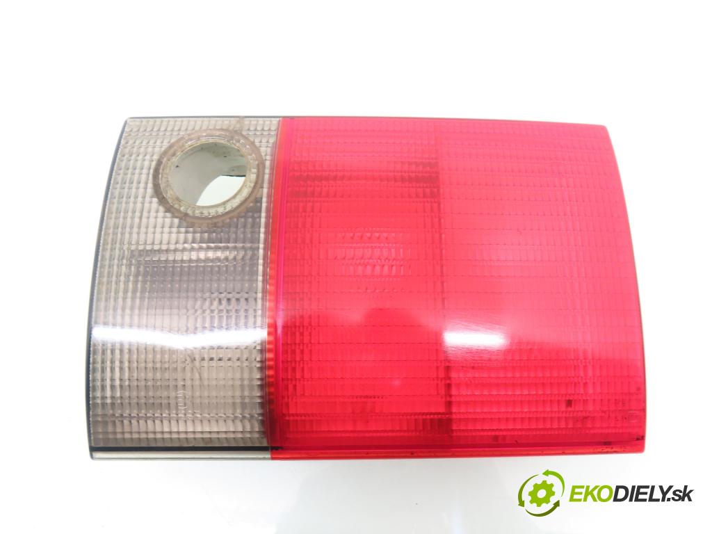 AUDI 80 (8C, B4) SEDAN 1992 66,00 2.0 90 - ABT 1984,00 světlo pravé zadní kufr 8A0945094