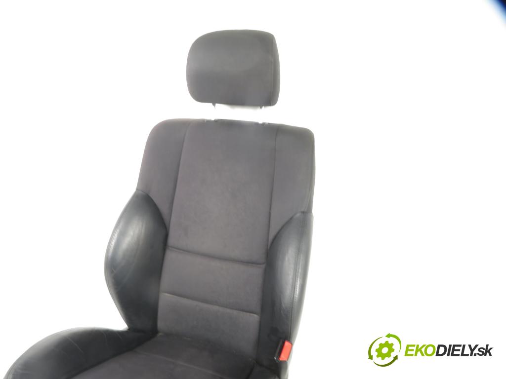BMW 3 (E46) SEDAN 2000 100,00 320 d 136 - M47 D20 (204D1) 1951,00 Sedadlo CESTUJÚCI/PP