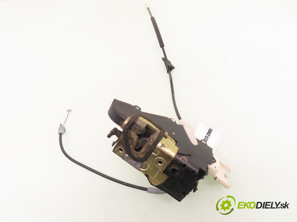 CITROEN C4 I (LC_) HB 2005 66,00 1.6 HDi - 9HX (DV6ATED4) 1560,00 zámok 9647172780F