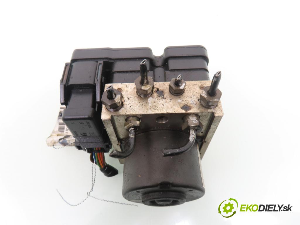 FORD FIESTA V (JH_, JD_) HB 2004 50,00 1.4 TDCi 8V 68 - F6JA 1399,00 Pumpa ABS 10097001173 ; 4S612M110CC ; 10020700514 (Pumpa ABS)