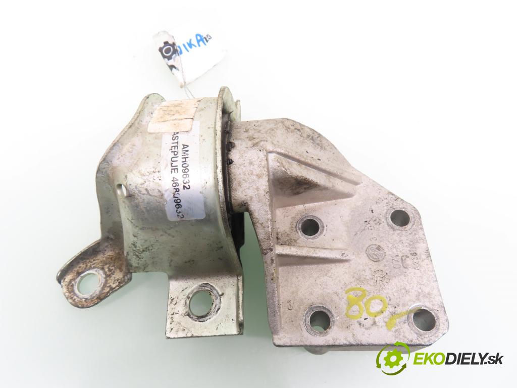 FIAT PUNTO (188_) HB 1999 44,00 1.2 60 - 188 A4.000 1242,00 Uchytenie Motor