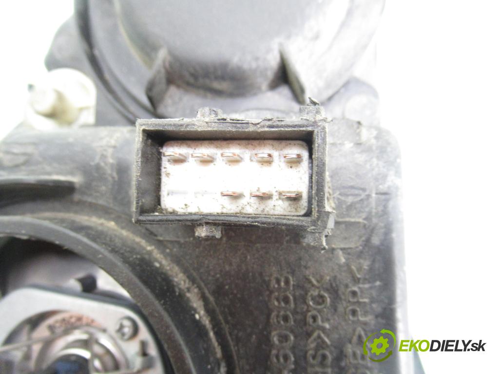 OPEL COMBO C KOMBIVAN 2002 48,00 1.7 DI 16V - Y 17 DTL 1686,00 Svetlo LP 206066B