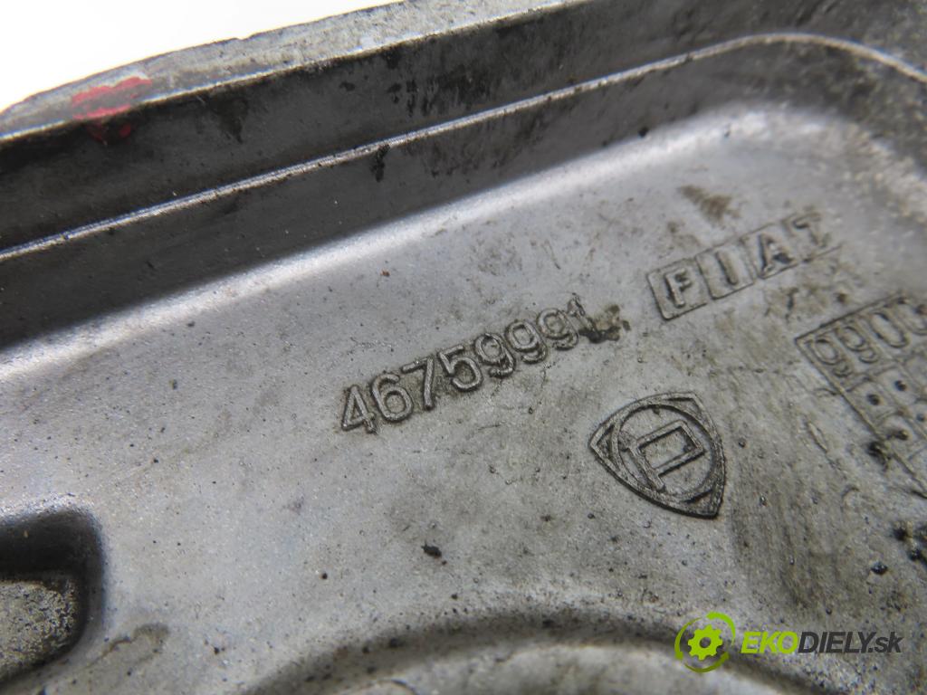 FIAT PUNTO (188_) HB 1999 44,00 1.2 60 - 188 A4.000 1242,00 Kryt Ventilov 46759991