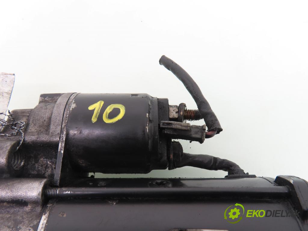 VW PASSAT B5 (3B2) SEDAN 2000 81,00 1.9 TDI - AVG 1896,00 startér D7R33 ; 068911024E (Startér)