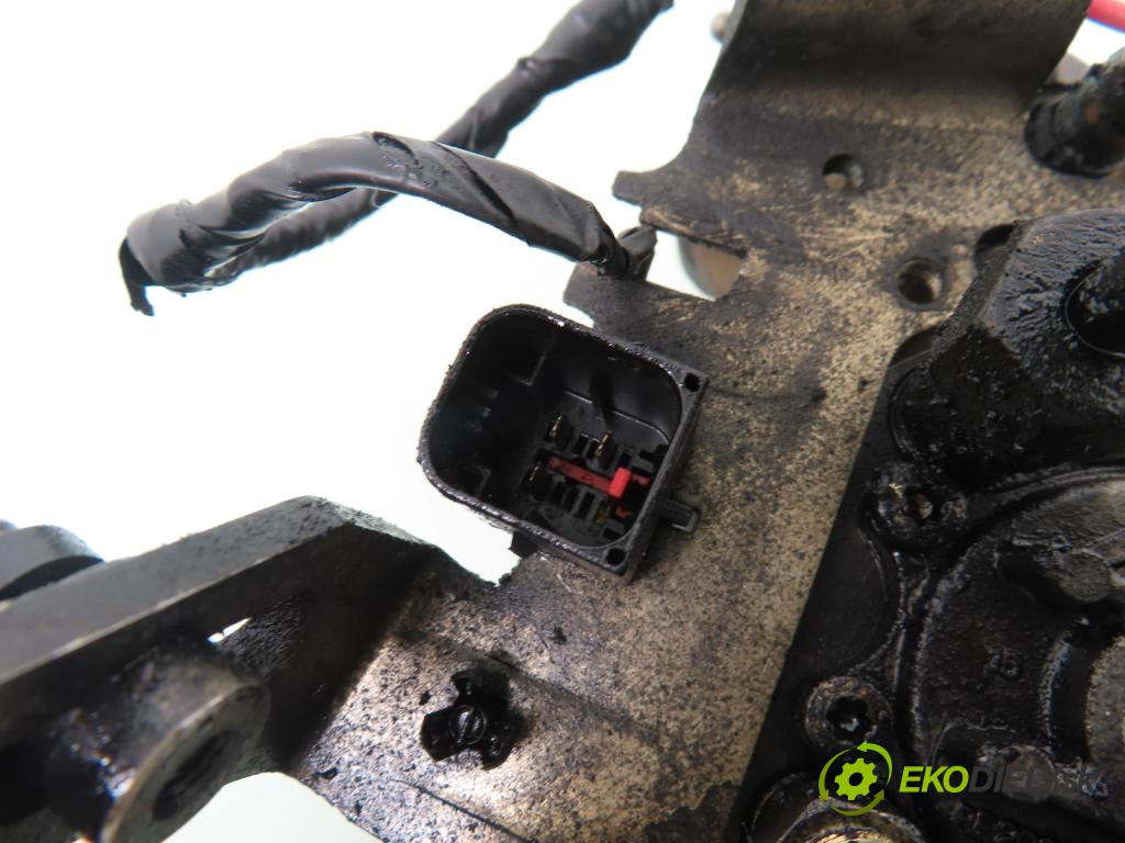 PEUGEOT 206 liftback (2A/C) HB 2001 51,00 1.9 D - WJY (DW8B) 1868,00 Pumpa vstrekovacia R8448B410B (Vstrekovacie čerpadlo)