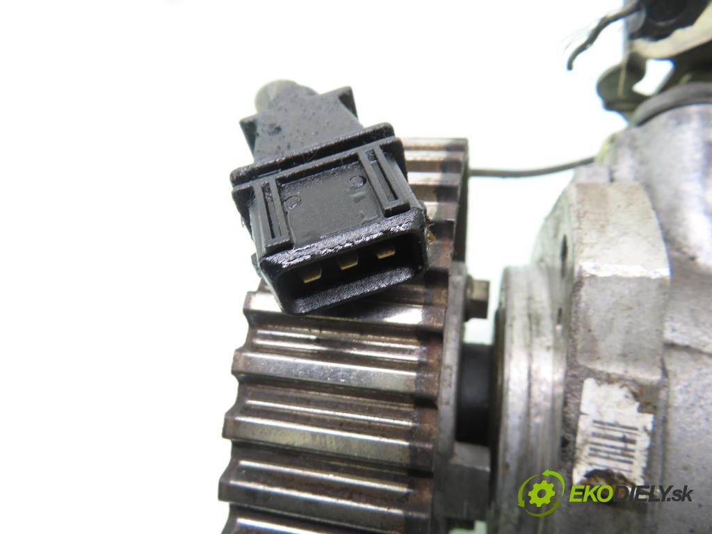 PEUGEOT 206 liftback (2A/C) HB 2001 51,00 1.9 D - WJY (DW8B) 1868,00 Pumpa vstrekovacia R8448B410B (Vstrekovacie čerpadlo)