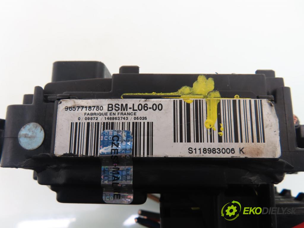 CITROEN C4 I (LC_) HB 2004 80,00 1.6 HDi 109 - 9HZ (DV6TED4) 1560,00 MODUL BSM 9657718780 ; S118983006K