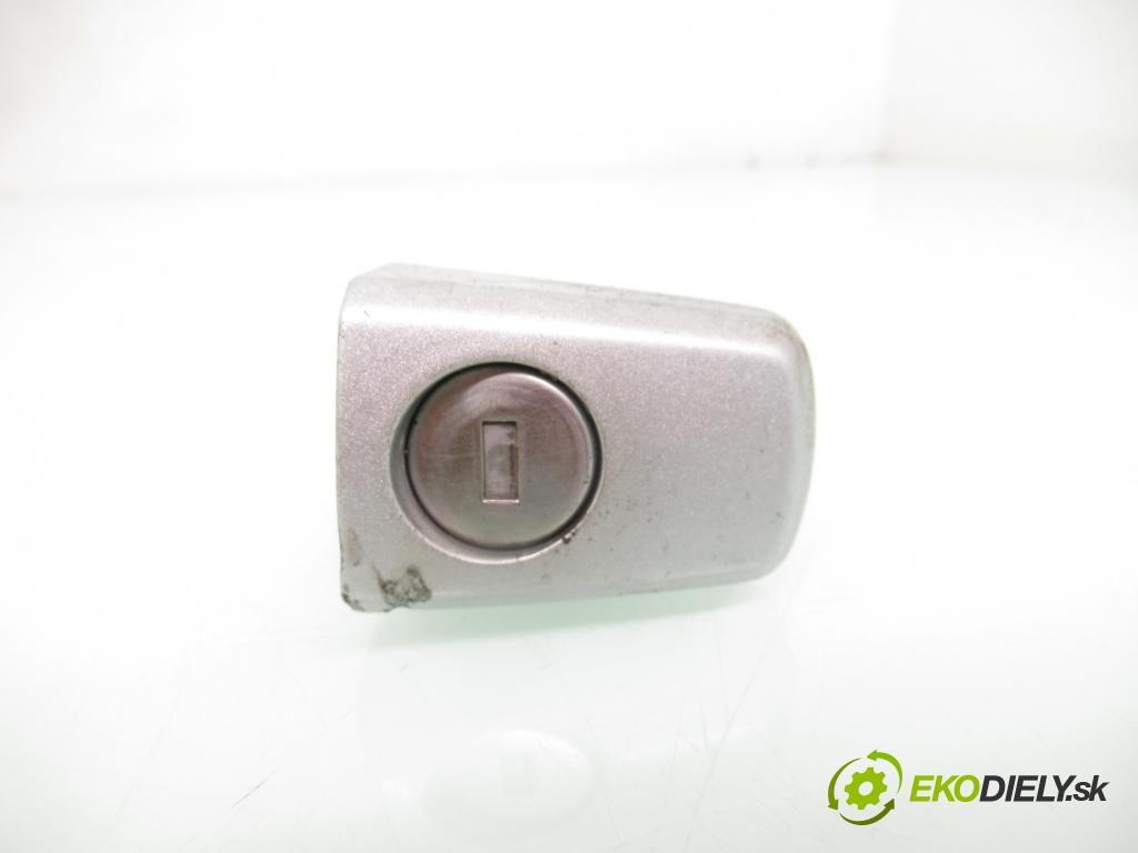 OPEL ASTRA H (A04) HB 2004 59,00 1.7 CDTI - Z 17 DTL 1686,00 spinačka / zámky N0501881 ; 2421430