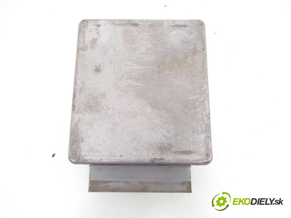 FORD TRANSIT Furgon (FA_ _) FURGON 2003 63,00 2.0 DI 86 - F3FA 1998,00 Riadiaca jednotka Motor 3C1112A650AC