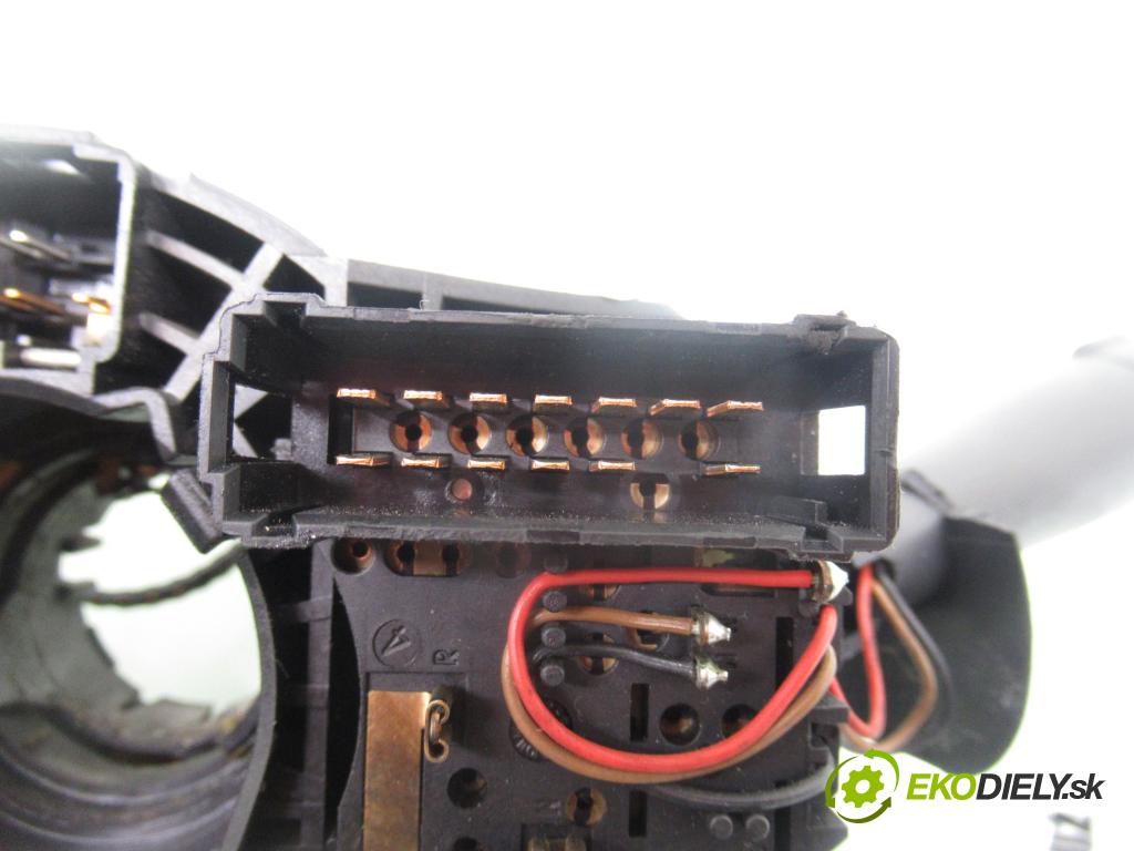 RENAULT TRAFIC II Skrzynia (FL) FURGON 2007 84,00 2.0 dCi 115 - M9R 780 1995,00 páčka/prepínač 8200490948 ; 93856810 ; 346027013