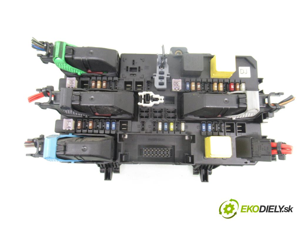 OPEL ASTRA H (A04) HB 2005 77,00 1.6 - Z 16 XEP 1598,00 spínačka / imobilizéra IMMO / řídící jednotka 12230740 ; 13180773 ; 13181662