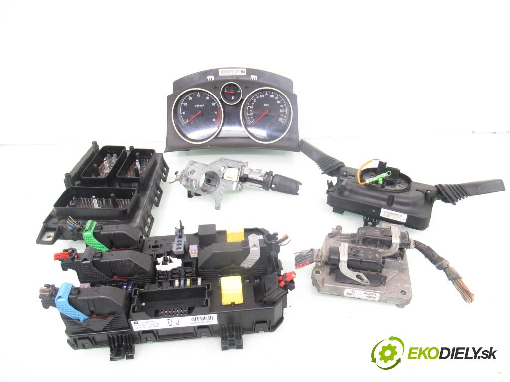 OPEL ASTRA H (A04) HB 2005 77,00 1.6 - Z 16 XEP 1598,00 spínačka / imobilizéra IMMO / řídící jednotka 12230740 ; 13180773 ; 13181662