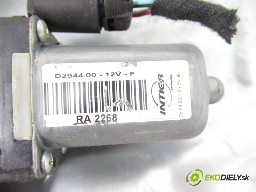 ALFA ROMEO 159 (939_) SEDAN 2006 85,00 1.9 JTDM 8V - 937 A7.000 1910,00 Mechanizmus okien 1560736270 ; D294400