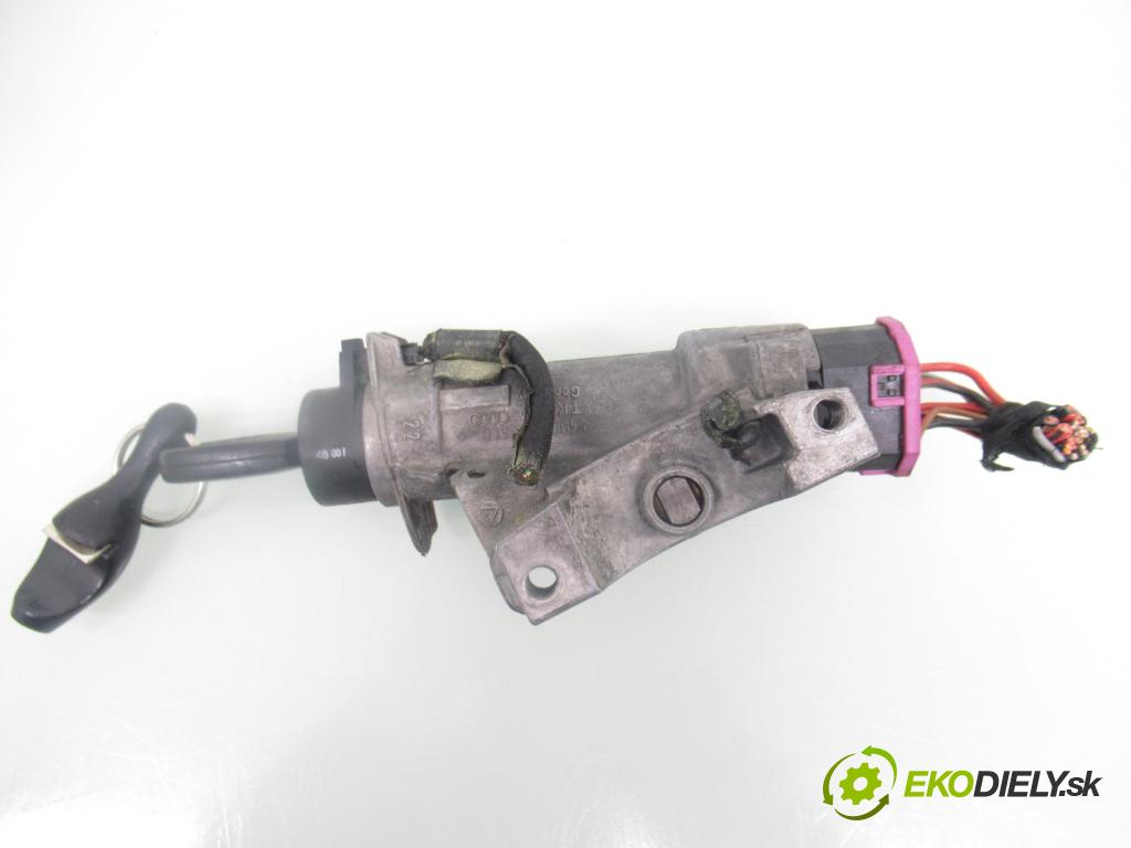 VW GOLF IV (1J1) HB 2001 77,00 1.6 16V - ATN 1598,00 spinačka / imobilizéra IMMO / Riadiaca jednotka 036906034BB ; 1J0959799Q ; 4B0905851C