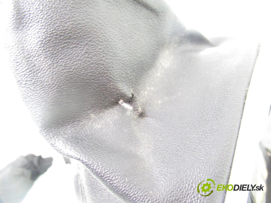 FIAT LINEA (323_) SEDAN 2008 66,00 1.3 D Multijet 90 1248,00 ZVEDÁK: 6071990002