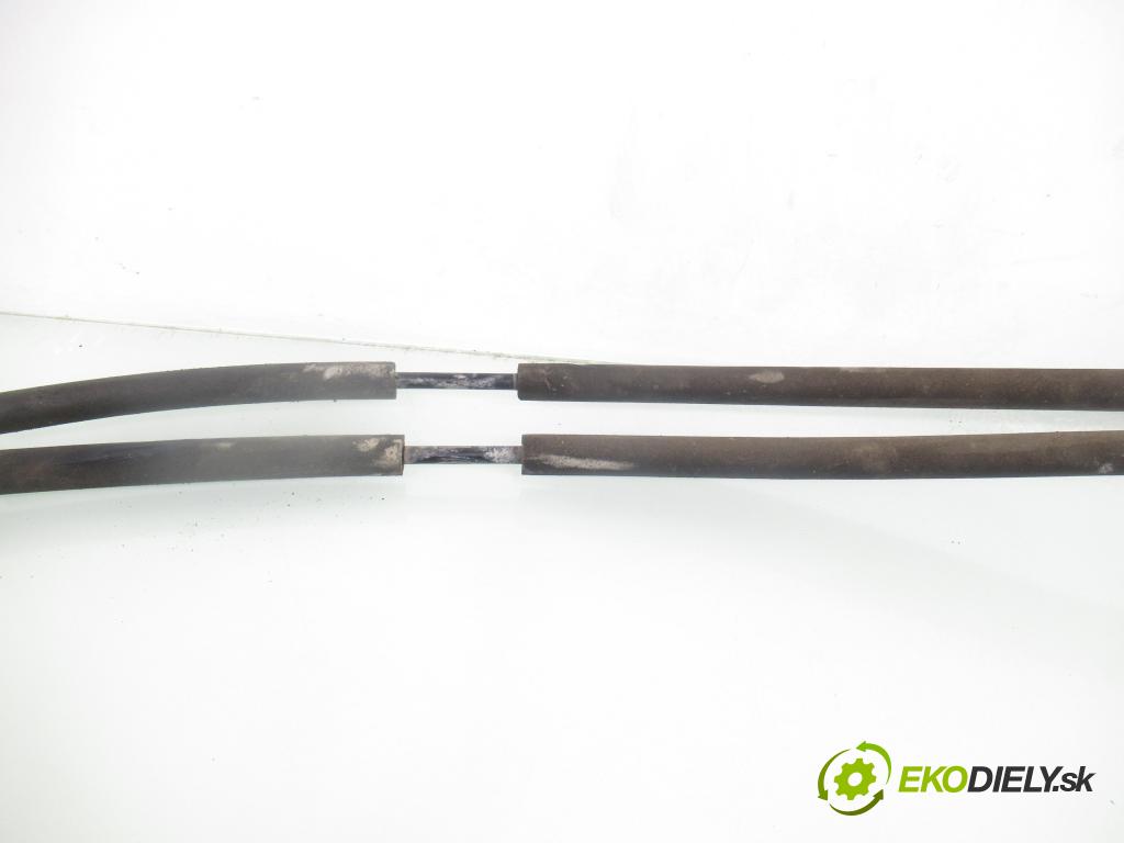 FIAT LINEA (323_) SEDAN 2008 66,00 1.3 D Multijet 90 1248,00 ZVEDÁK: 6071990002