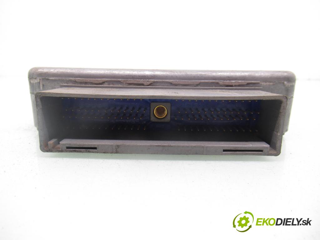 FORD TRANSIT Furgon (FA_ _) FURGON 2000 74,00 2.0 DI (FAE_, FAF_, FAG_) - ABFA 1998,00 Riadiaca jednotka Motor 3C1112A650AD