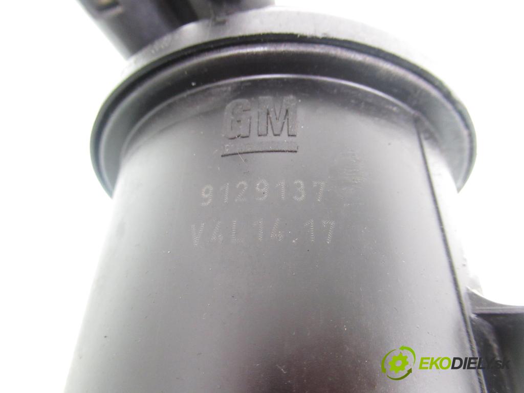 OPEL ASTRA H GTC (L08) HB 2006 88,00 1.9 8V CDTI 120 - Z 19 DT 1910,00 Obal filtra paliva 9129137 (Obal palivového filtra)