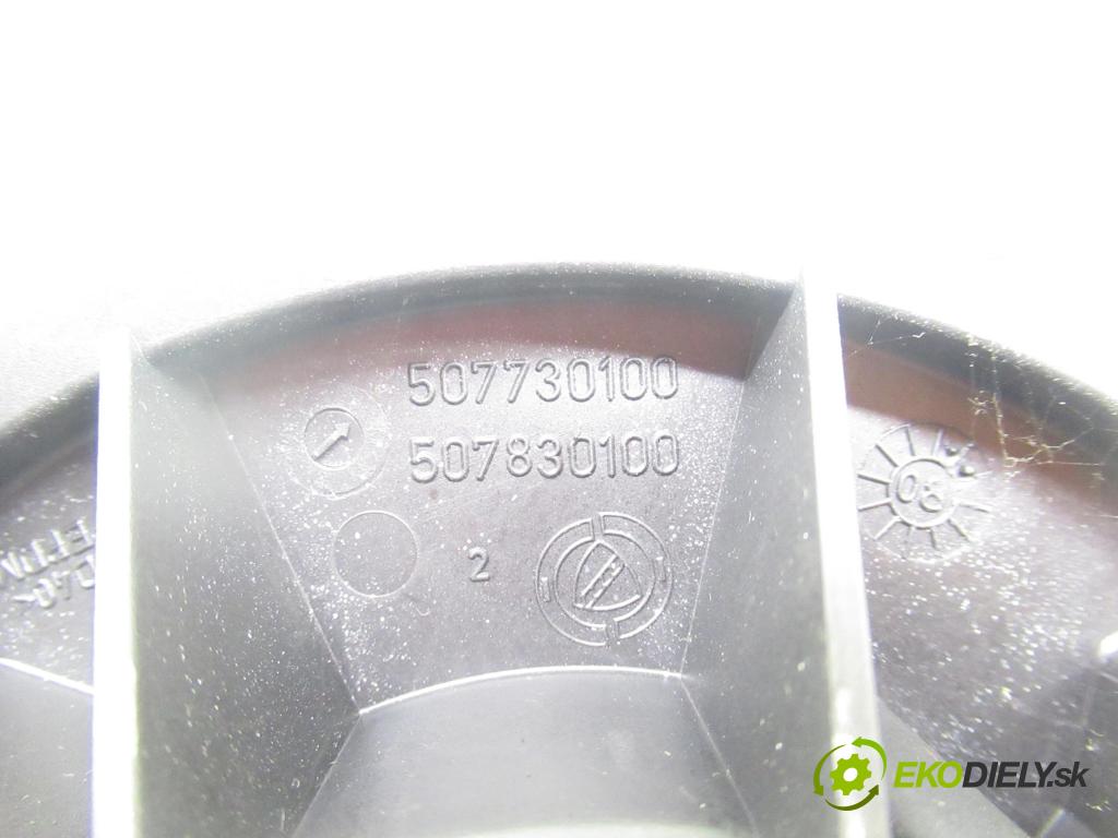 FIAT LINEA (323_) SEDAN 2008 66,00 1.3 D Multijet 90 1248,00 Ventilátor vetráku 507730100 ; 507830100