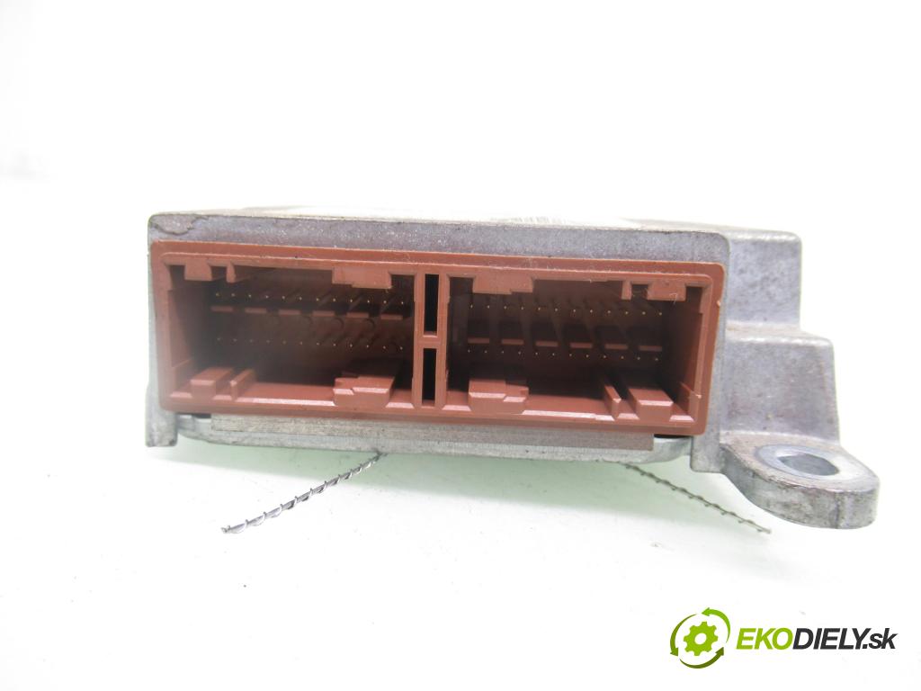 FIAT LINEA (323_) SEDAN 2008 66,00 1.3 D Multijet 90 1248,00 MODUL air BAG 216196945 ; 609470600H