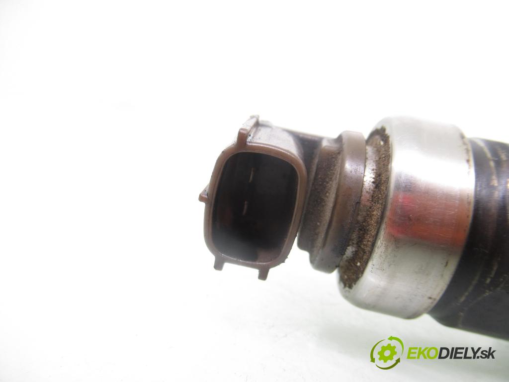 OPEL VECTRA C Kombi (Z02) KOMBI 2005 135,00 3.0 V6 CDTI - Z 30 DT 2959,00 vstrekovač 0800 (Vstrekovač paliva)