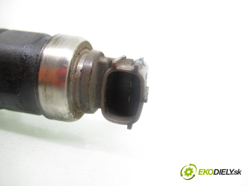 OPEL VECTRA C Kombi (Z02) KOMBI 2005 135,00 3.0 V6 CDTI - Z 30 DT 2959,00 vstrekovač 0800 (Vstrekovač paliva)