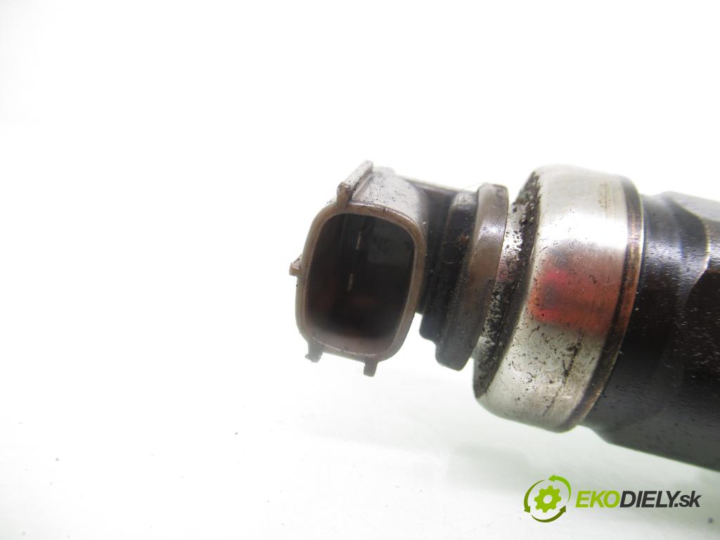 OPEL VECTRA C Kombi (Z02) KOMBI 2005 135,00 3.0 V6 CDTI - Z 30 DT 2959,00 vstrekovač 0800 (Vstrekovač paliva)