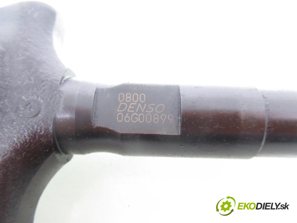 OPEL VECTRA C Kombi (Z02) KOMBI 2005 135,00 3.0 V6 CDTI - Z 30 DT 2959,00 vstřikovač 0800 (Vstřikovač paliva)