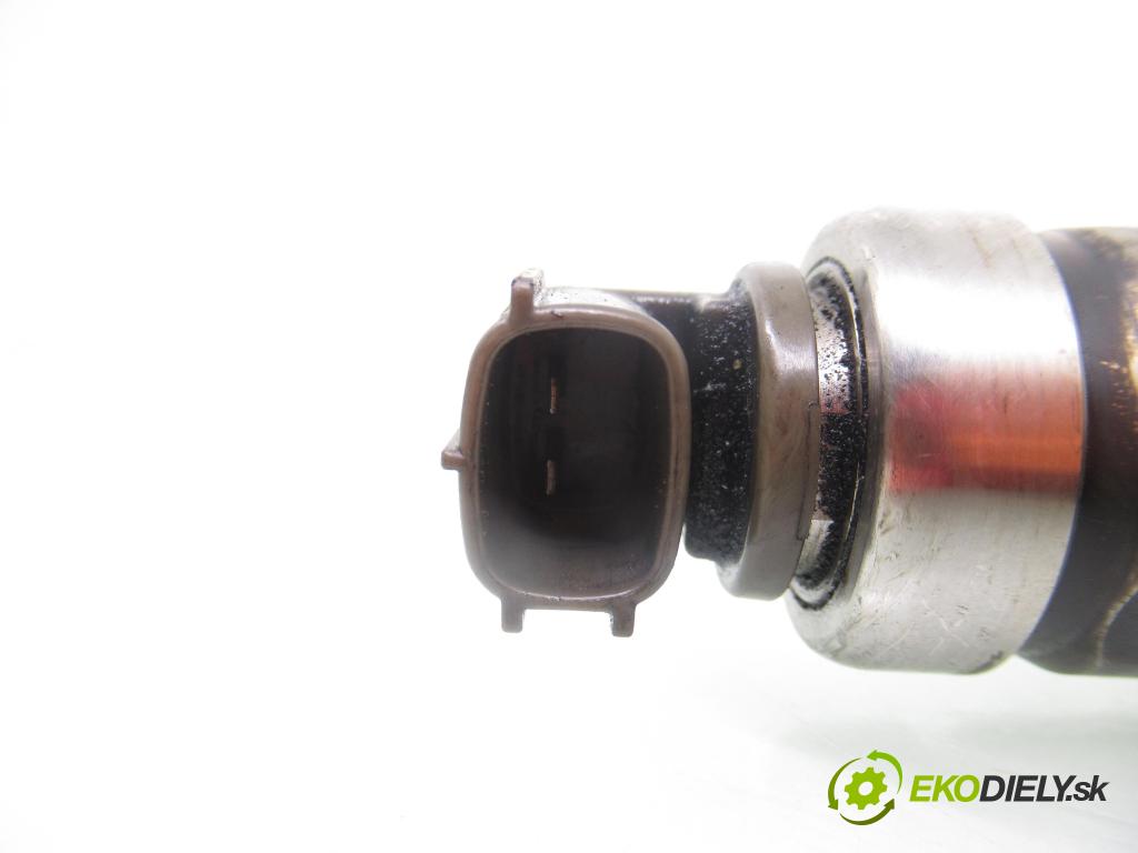 OPEL VECTRA C Kombi (Z02) KOMBI 2005 135,00 3.0 V6 CDTI - Z 30 DT 2959,00 vstrekovač 0800 ; 06G01069 (Vstrekovač paliva)