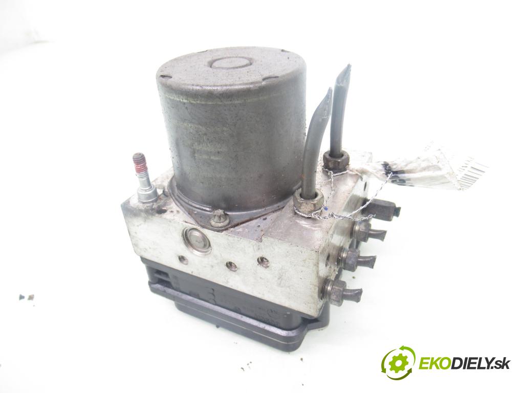 TOYOTA AURIS (_E15_) HB 2009 74,00 1.33 Dual-VVTi 101 - 1NR-FE 1329,00 Pumpa ABS 0265230083 ; 0265951057 ; 4454002180 (Pumpa ABS)