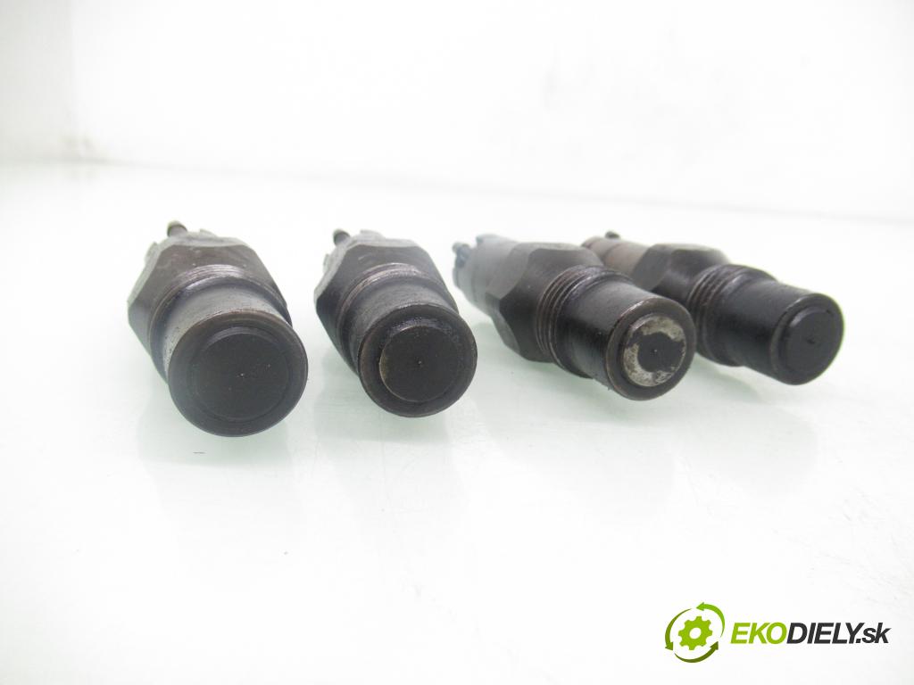 FIAT PUNTO (188_) HB 2000 44,00 1.9 DS 60 (188.031, .051, .231, .251) - 188 A3.000 1910,00 Vstrekovacie ventily LCR6705404D (Vstrekovací ventil)