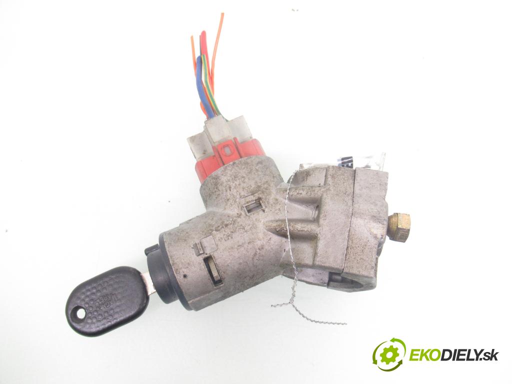 CITROEN JUMPER Skrzynia (230L) FURGON 1996 63,00 2.5 D - T9A (DJ5) 2446,00 spinačka  (Spínacia skrinka)