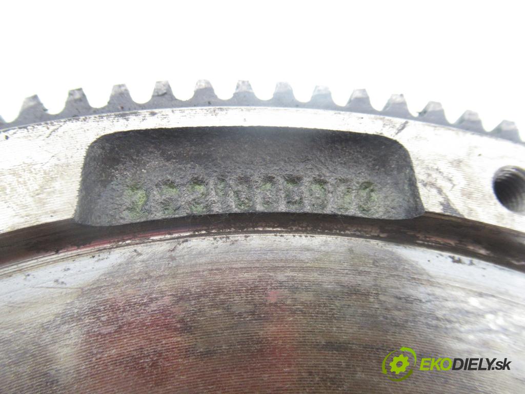 AUDI A6 (4B2, C5) SEDAN 1997 81,00 1.9 TDI 110 - AVG 1896,00 řemenice DUAL MASS / COMP 3082299335 ; 2221005095