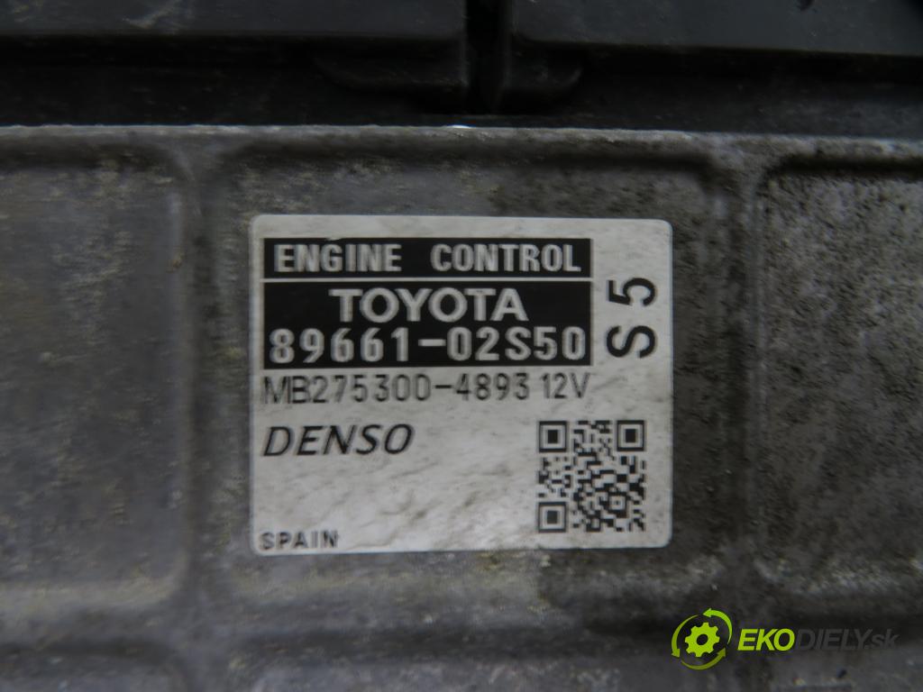 TOYOTA AURIS (_E15_) HB 2009 74,00 1.33 Dual-VVTi 101 - 1NR-FE 1329,00 Riadiaca jednotka Motor 8966102S50 ; MB2753004893