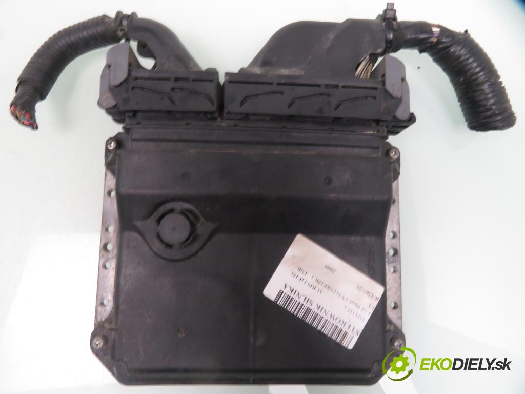 TOYOTA AURIS (_E15_) HB 2009 74,00 1.33 Dual-VVTi 101 - 1NR-FE 1329,00 Riadiaca jednotka Motor 8966102S50 ; MB2753004893