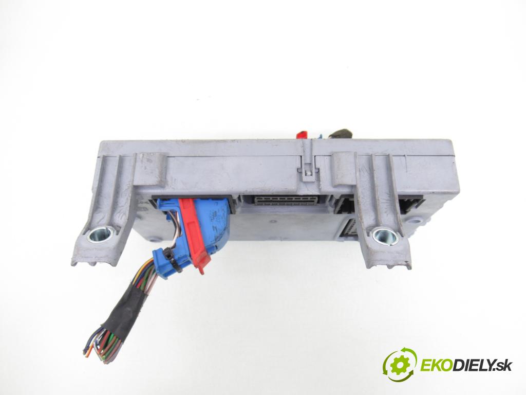 FIAT LINEA (323_) SEDAN 2008 66,00 1.3 D Multijet 90 1248,00 MODUL BSI 51778013