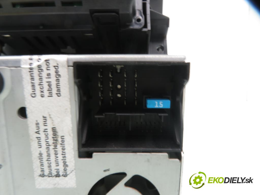 OPEL ASTRA H (A04) HB 2004 77,00 1.6 - Z 16 XEP 1598,00 RADIO CD 13262382 ; 497316088 ; 13111165