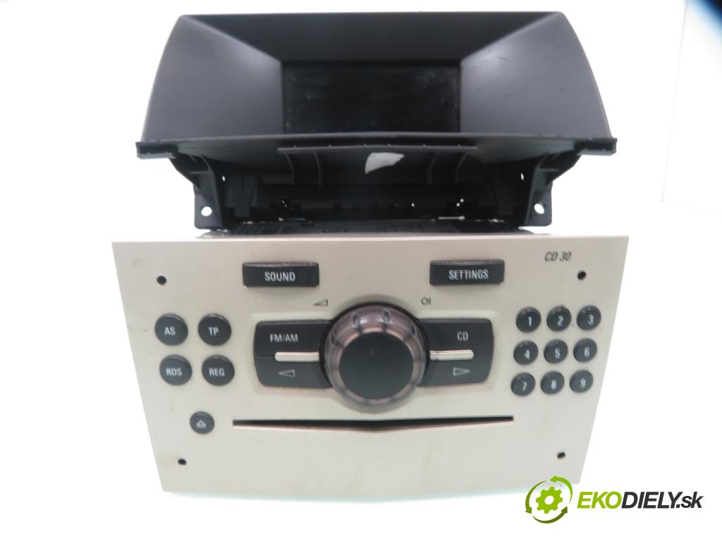 OPEL ASTRA H (A04) HB 2004 77,00 1.6 - Z 16 XEP 1598,00 RADIO CD 13262382 ; 497316088 ; 13111165