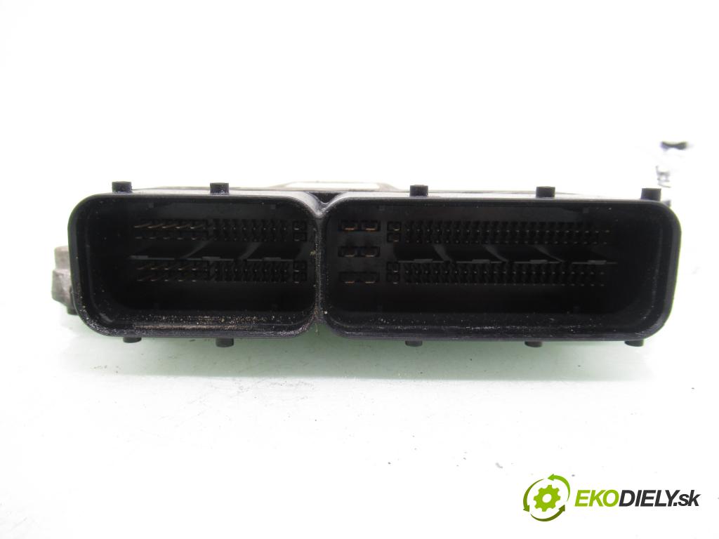 FIAT LINEA (323_) SEDAN 2008 66,00 1.3 D Multijet 90 1248,00 Riadiaca jednotka Motor 51806512 ; MJD6F3Z1 ; 7160008902