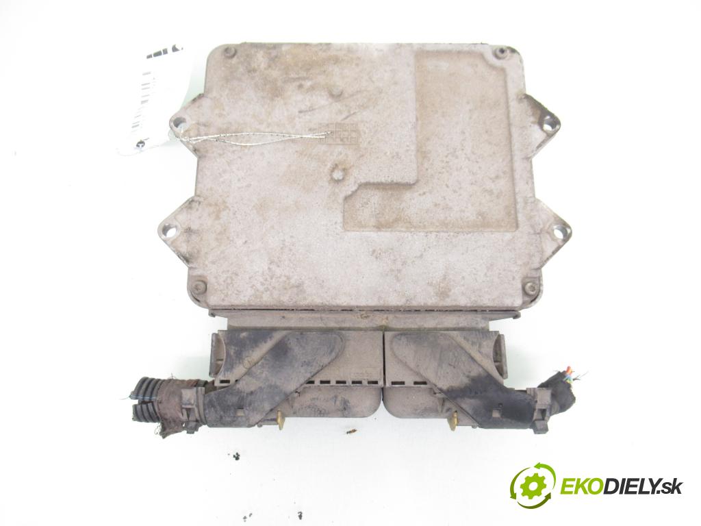 FIAT LINEA (323_) SEDAN 2008 66,00 1.3 D Multijet 90 1248,00 Riadiaca jednotka Motor 51806512 ; MJD6F3Z1 ; 7160008902