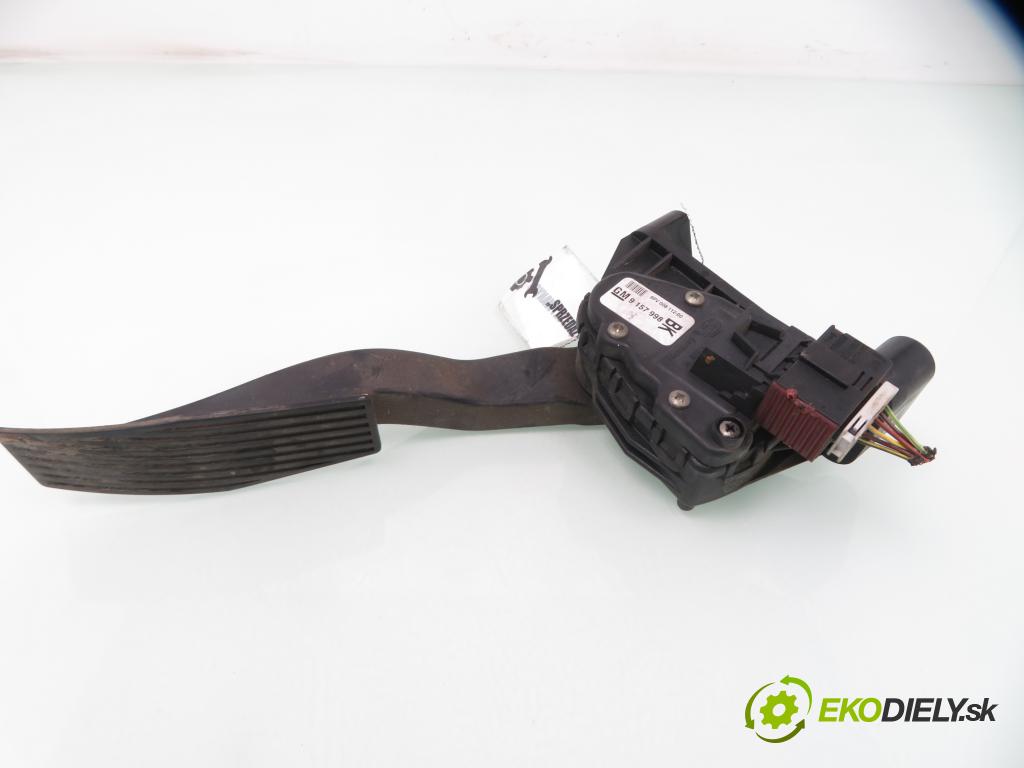 OPEL ASTRA H (A04) HB 2004 59,00 1.7 CDTI - Z 17 DTL 1686,00 potenciometr plynového pedálu 9157998BK ; 6PV008112OO (Potenciometr plynového pedálu)