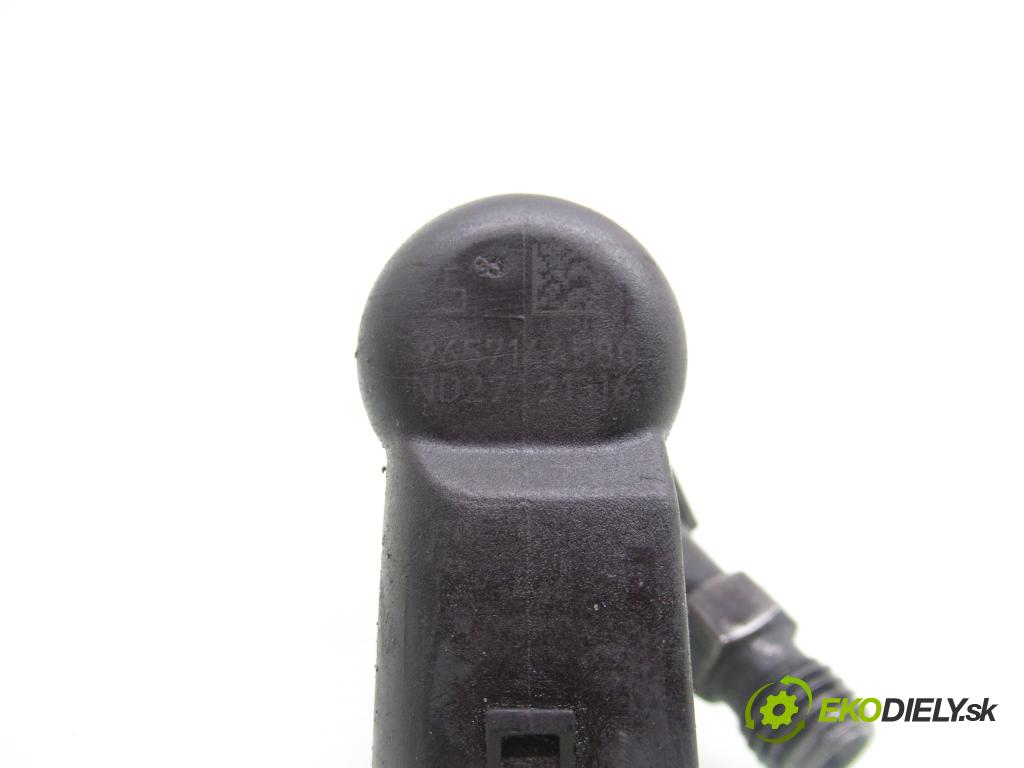 CITROEN C5 I Break (DE_) KOMBI 2004 80,00 2.0 HDi 8V 109 - RHZ 1997,00 vstrekovač 9657144580 (Vstrekovač paliva)