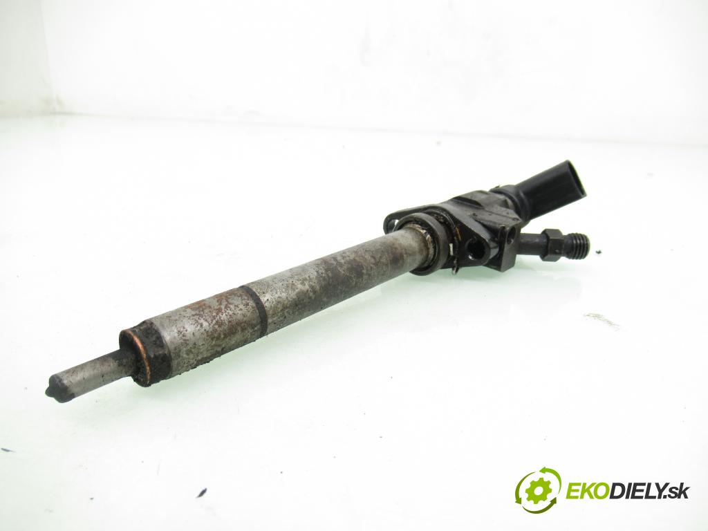 CITROEN C5 I Break (DE_) KOMBI 2004 80,00 2.0 HDi 8V 109 - RHZ 1997,00 vstrekovač 9657144580 (Vstrekovač paliva)