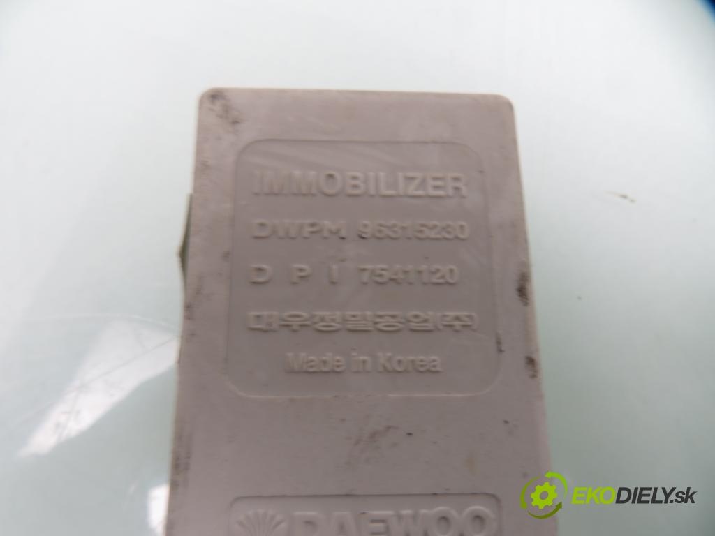 DAEWOO MATIZ (M100) HB 2000 38,00 0.8 6V 52 796,00 spínačka / imobilizéra IMMO / řídící jednotka K115000010