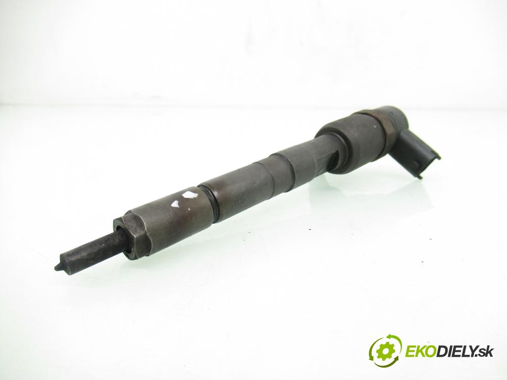 OPEL COMBO C FURGON 2006 51,00 1.3 CDTI 16V - Y 13 DT 1248,00 vstrekovač 0445110083 (Vstrekovač paliva)