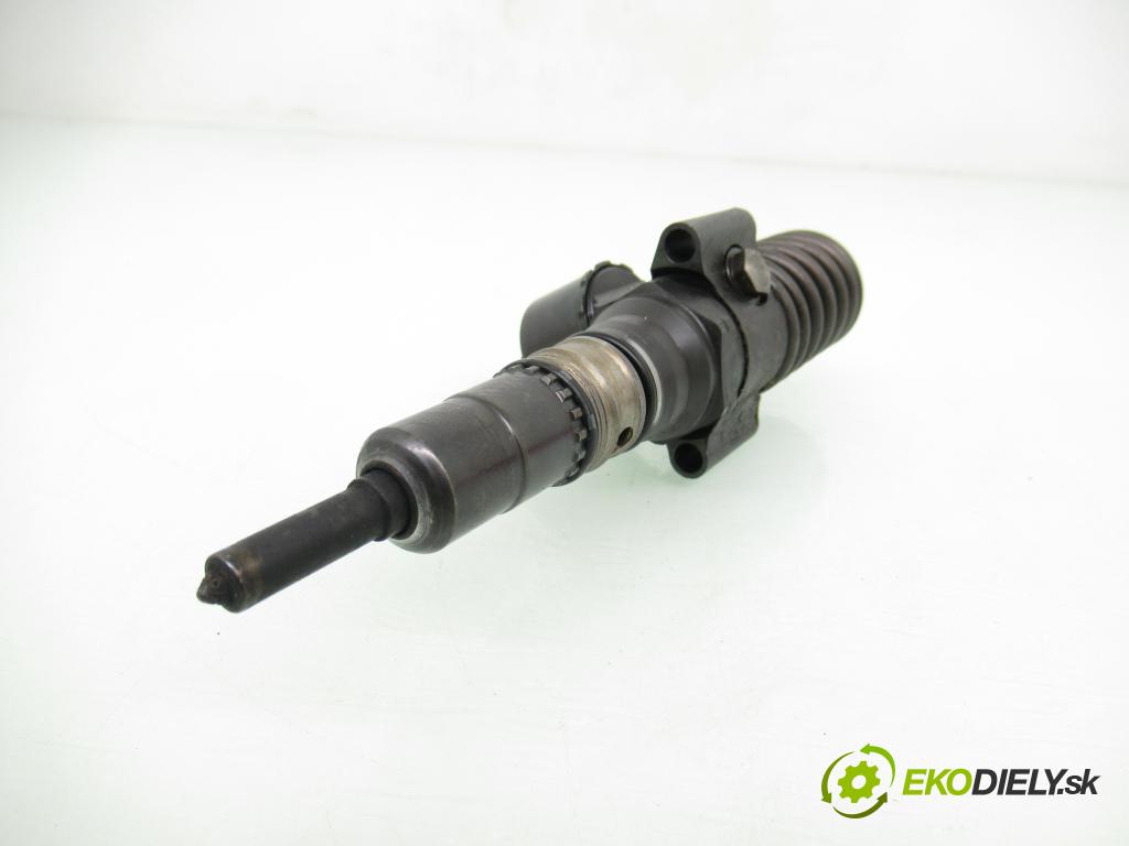 DODGE JOURNEY CROSSOVER 2008 103,00 2.0 CRD - ECE 1968,00 Vstrekovač 03G130073G ; 0414720404 (Vstrekovač paliva)