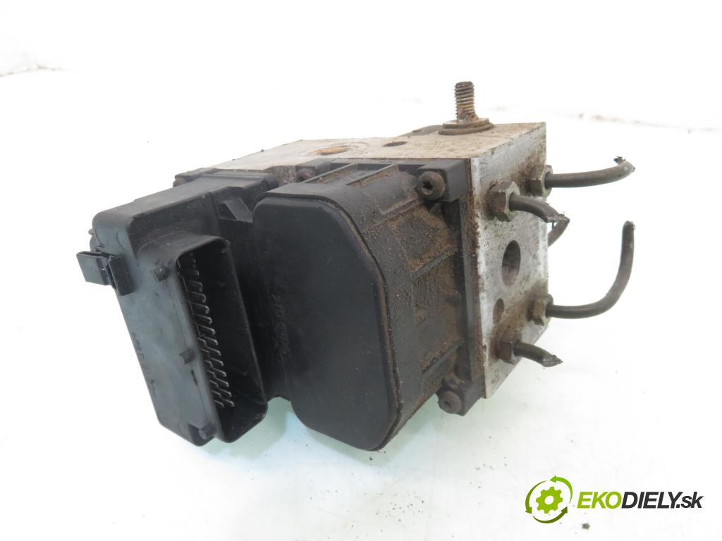 SMART FORTWO Coupe (450) COUPE 1999 45,00 0.6 R3 (450.332) - M 160.910 599,00 Pumpa ABS 0273004235 ; 0004765V005 ; 0265215487 (Pumpa ABS)