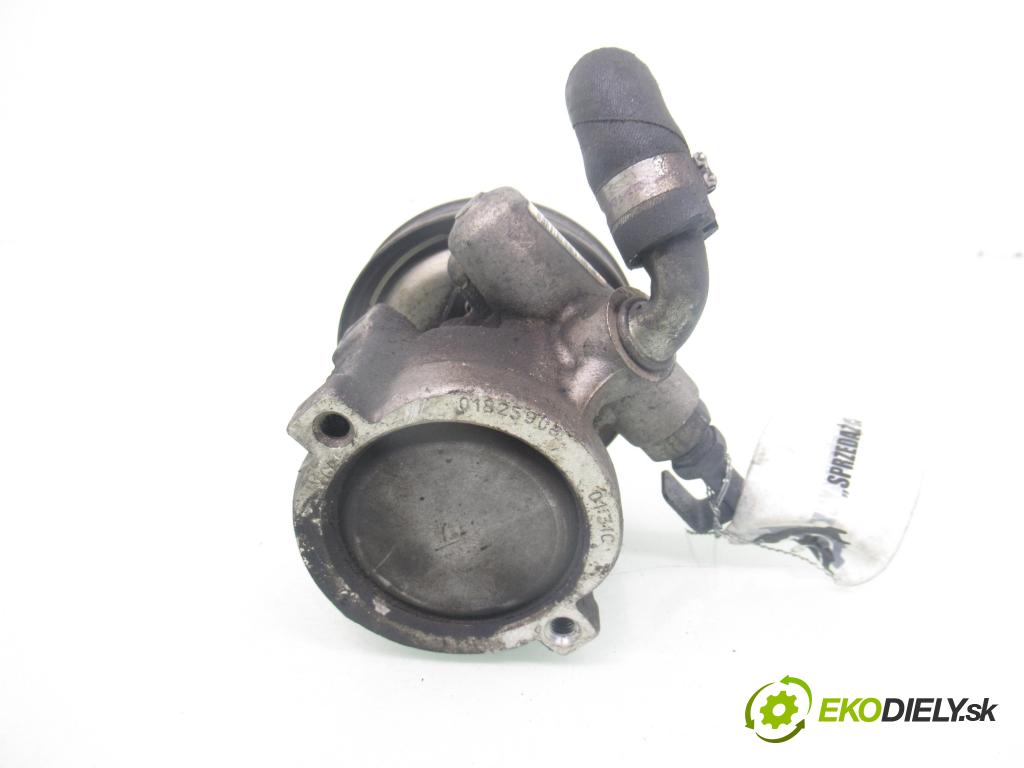 FIAT LINEA (323_) SEDAN 2008 66,00 1.3 D Multijet 90 1248,00 Pumpa servočerpadlo 26144443 ; 51822567 (Servočerpadlo)