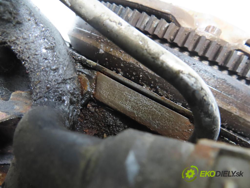 SKODA FABIA I Combi (6Y5) KOMBI 2003 74,00 1.9 TDI - ATD 1896,00 motor DIESLA ATD