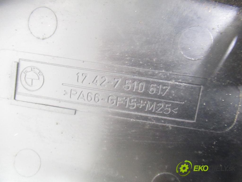 BMW 3 (E46) SEDAN 2001 105,00 318 i - N42 B20 A 1995,00 ventilátor chladič klimatizace 0130303874 ; 7510617 ; 3135103343